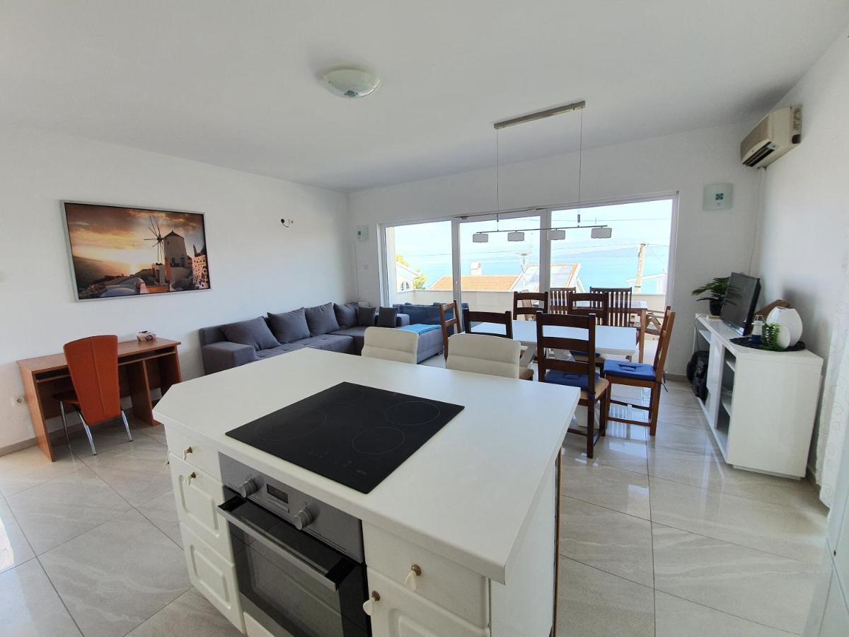 Apartments Dora Vantacici Luaran gambar